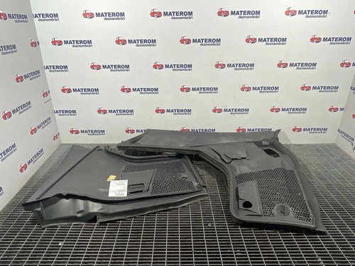 GRILA SUB PARBRIZ MERCEDES C-CLASS - - (2014 2018)