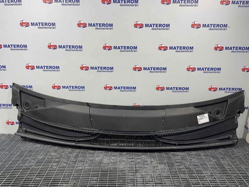GRILA SUB PARBRIZ MERCEDES VITO - - (2010 2014)