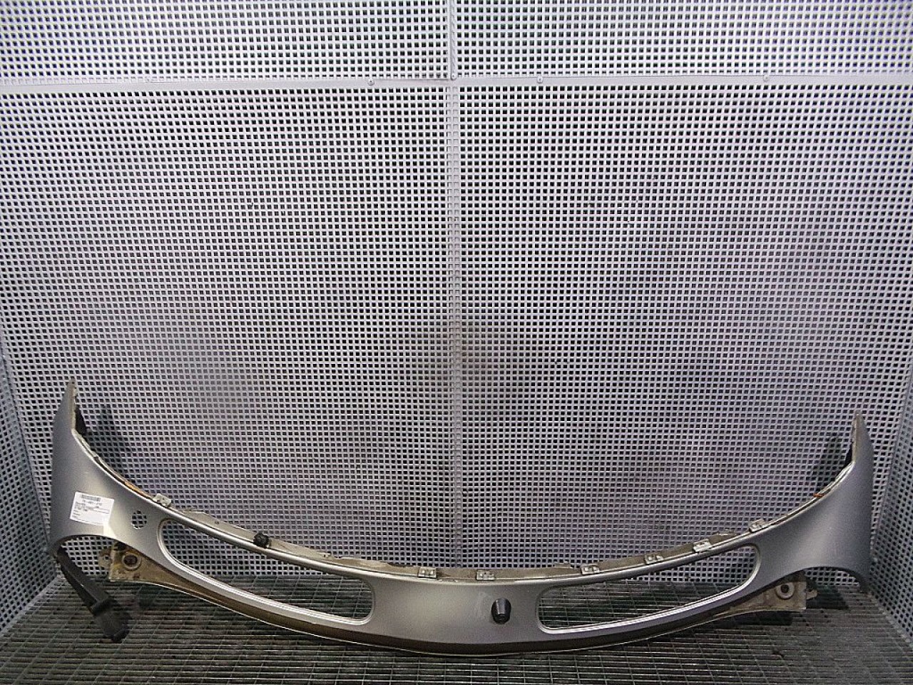 GRILA SUB PARBRIZ MINI ONE ONE - - (2001 2006)