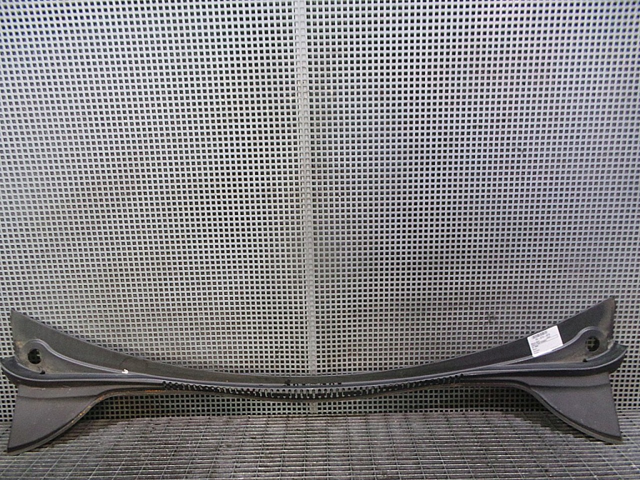 GRILA SUB PARBRIZ SEAT LEON - - (2006 2012)
