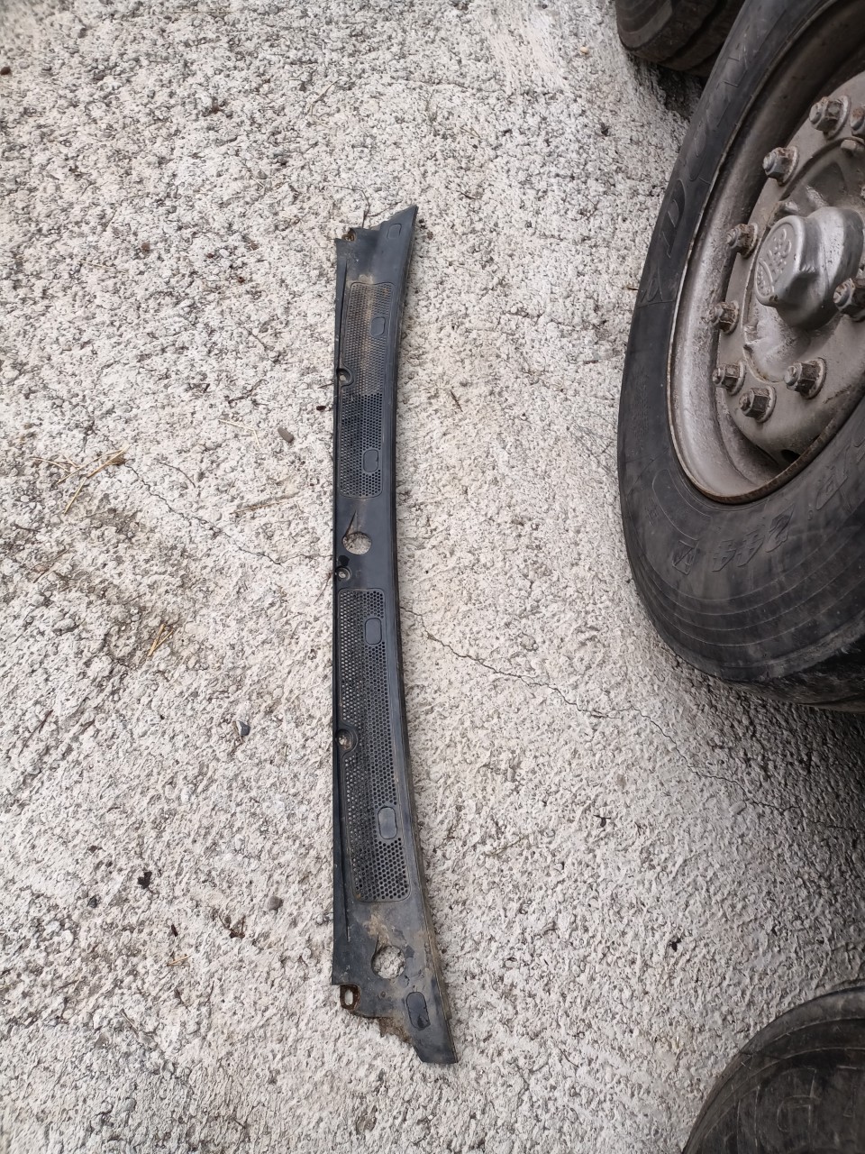 Grila ștergătoare Opel Frontera B european