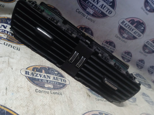 Grila ventilație centrală Audi A4 B8 2012