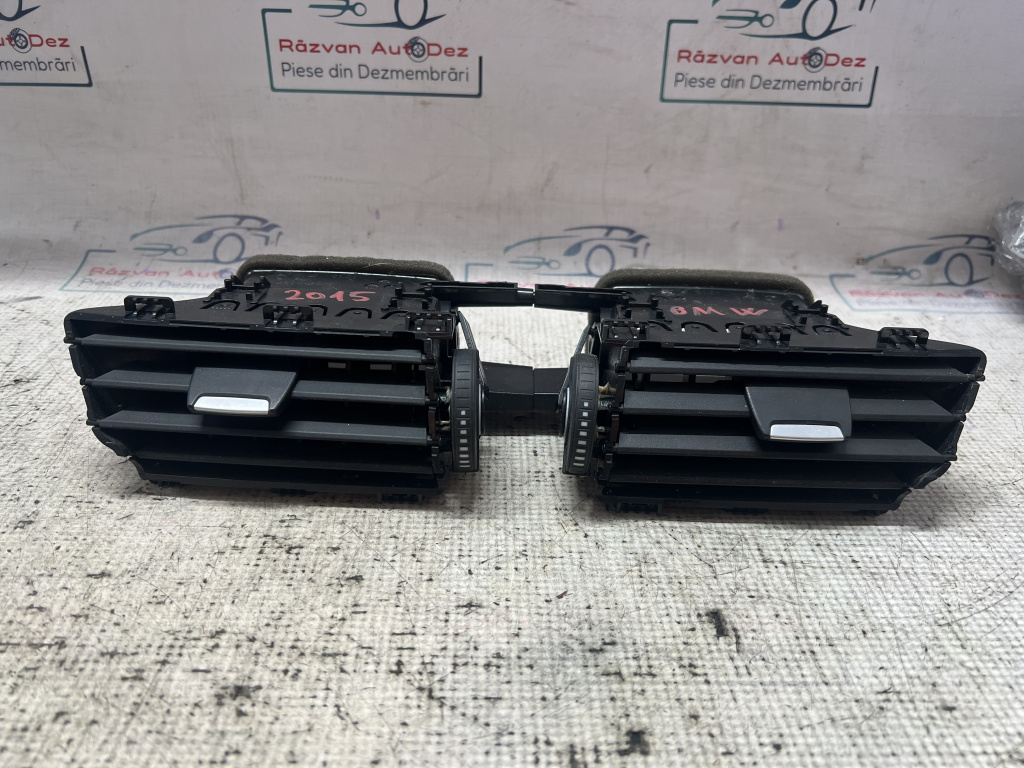 Grila ventilație centrală BMW X1 F48 2.0 Motorina 2016, 9292741AI03