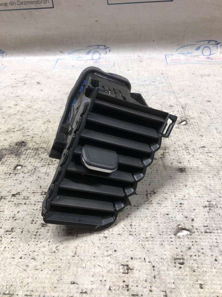 Grila ventilație centrală dreapta Opel Crossland X - Motorina 2018, 13461694