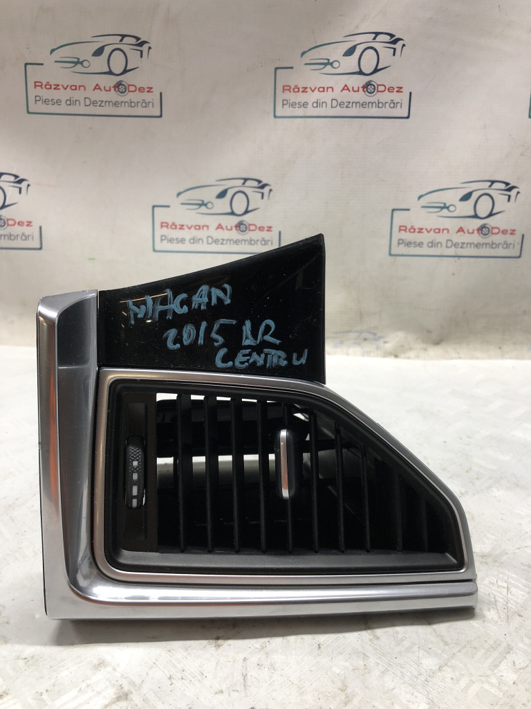 Grila ventilație centrală dreapta Porsche Macan 3.0 Benzina 2013, -