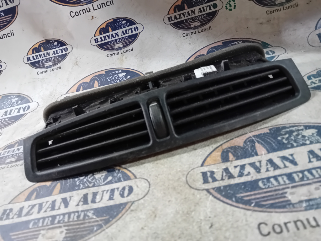 Grila ventilație centrală Ford Kuga 2014