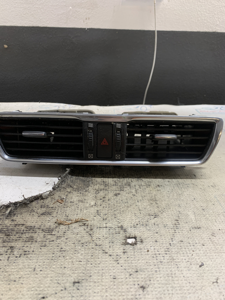 Grila ventilație centrală Mazda 3 - Motorina 2015, -