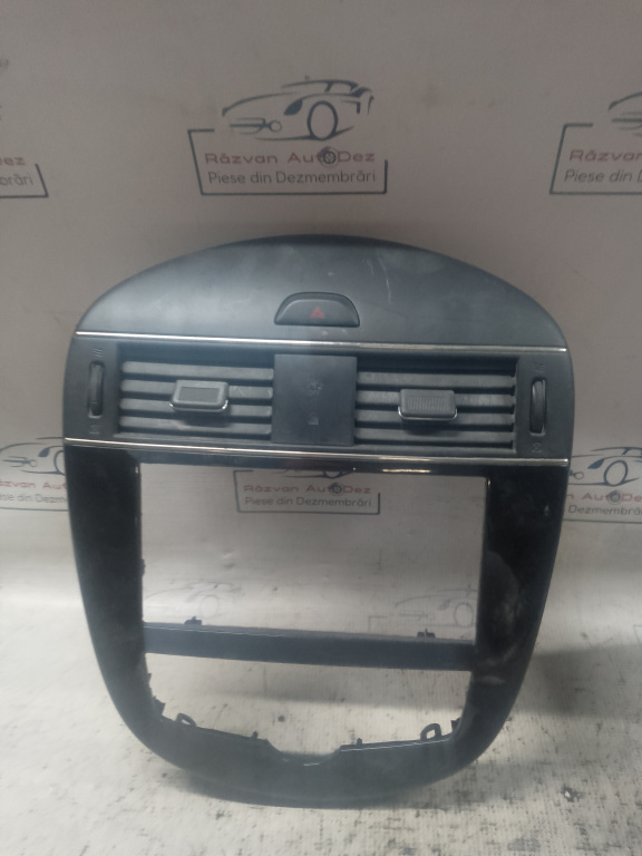 Grila ventilație centrală Nissan Pulsar 2015