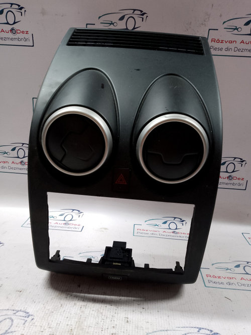 Grila ventilație centrală Nissan Qashqai+2 1.6 Motorina 2013