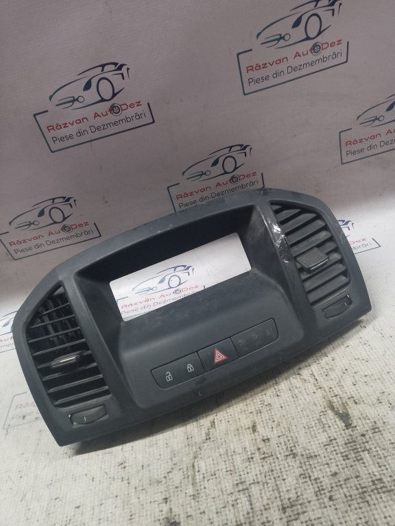 Grila ventilație centrală Opel Insignia A 2011, 13282237