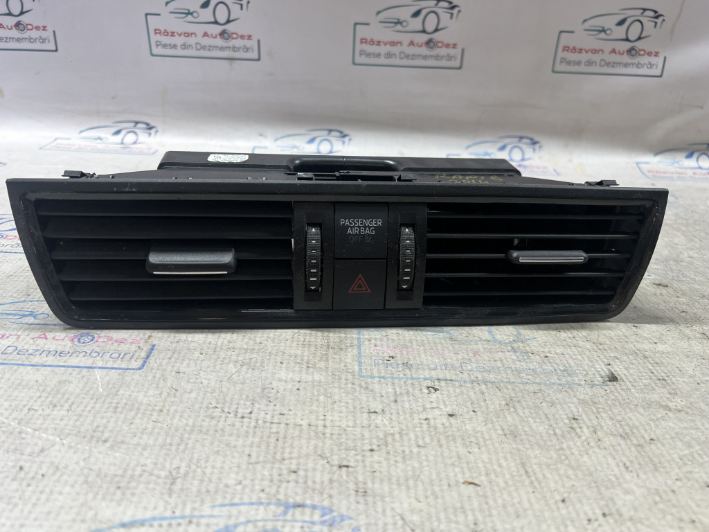 Grila ventilație centrală Skoda RAPID 2014, 5JA820951C
