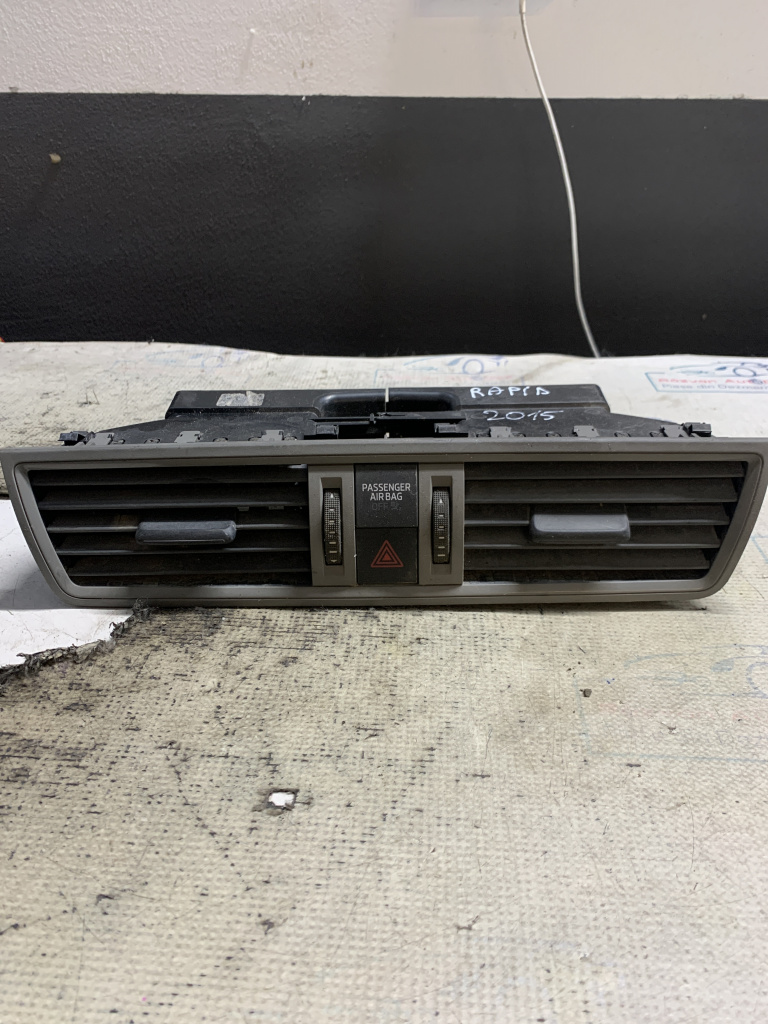 Grila ventilație centrală Skoda RAPID - Motorina 2015, -