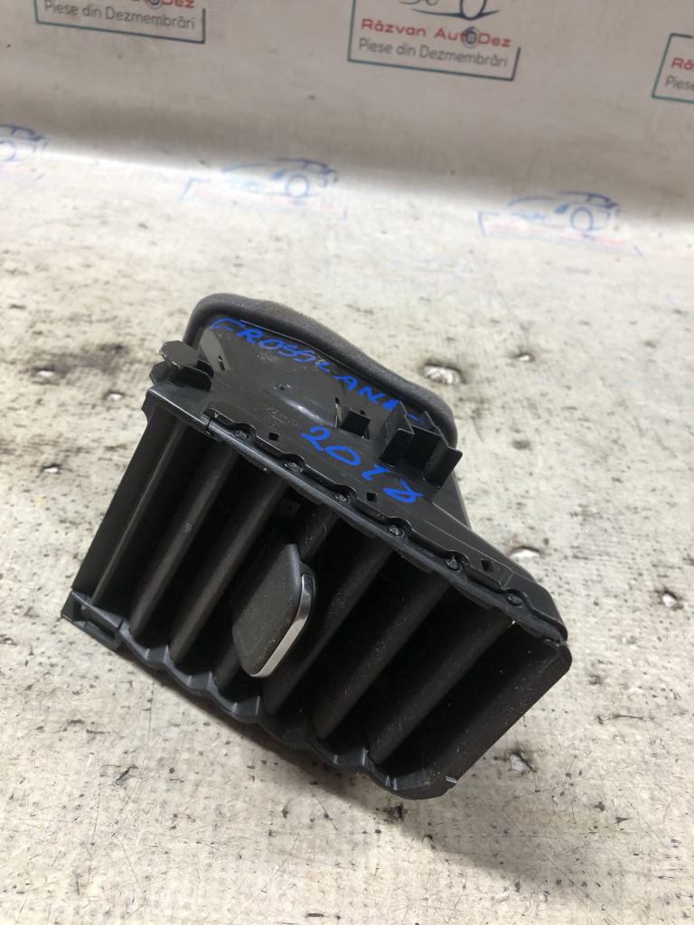 Grila ventilație centrală stânga Opel Crossland X - Motorina 2018, 13461693