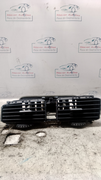 Grila ventilație centrală Volkswagen Golf 7 2014