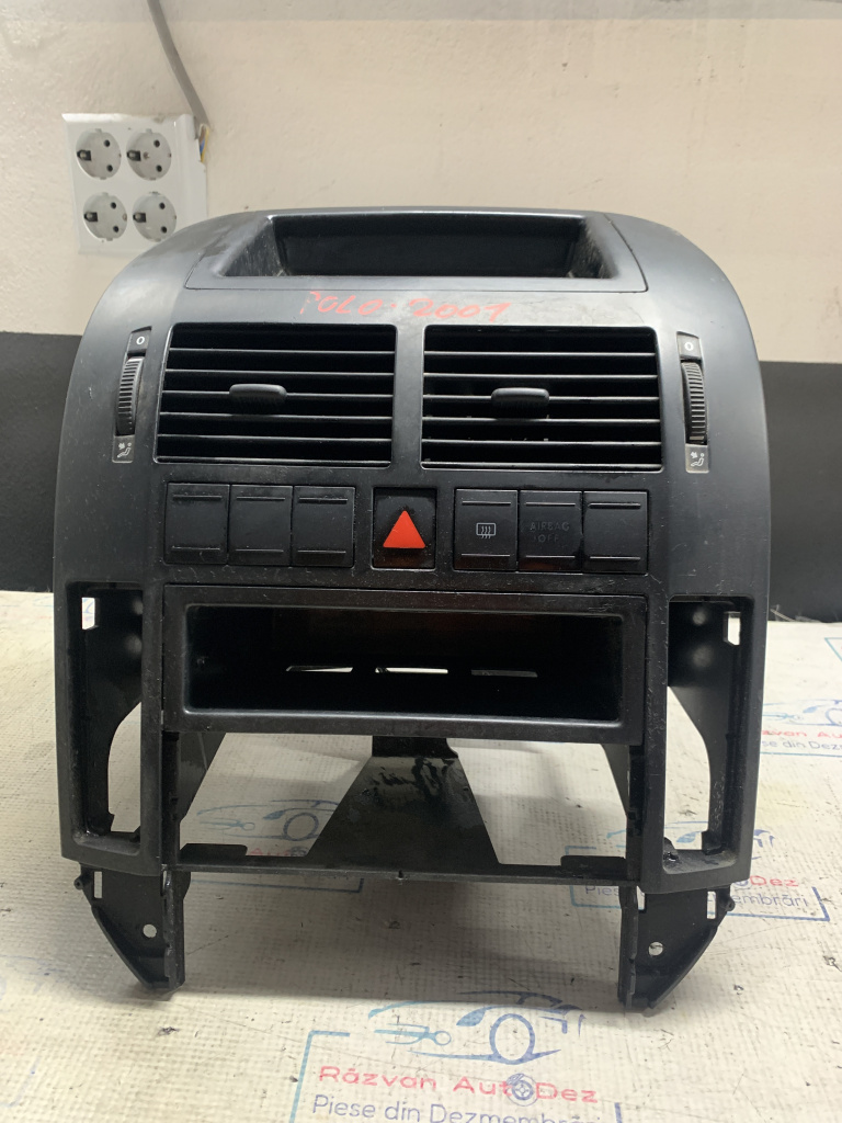 Grila ventilație centrală Volkswagen Polo - Motorina 2001, -