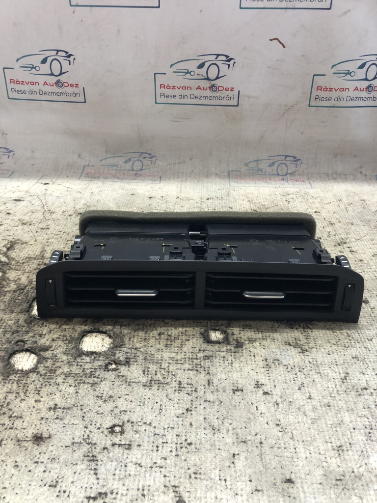 Grila ventilație centrală Volkswagen T-Roc 1.0 Benzina 2021