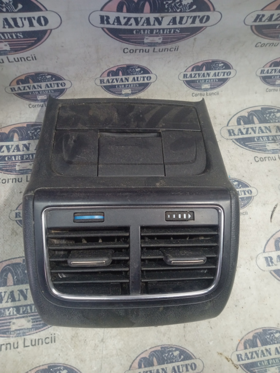 Grila ventilație cotiera Audi A4 B8 2012