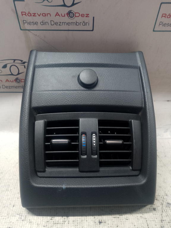 Grila ventilație cotiera BMW Seria 3 GT F34 2.0 Motorina 2013