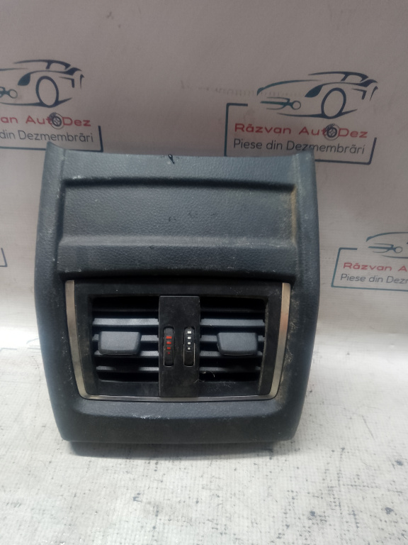 Grila ventilație cotiera BMW Seria 4 F36 2016, 9207330