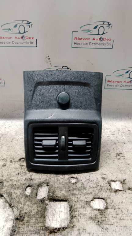 Grila ventilație cotiera BMW X2 F39 2.0 Motorina 2017