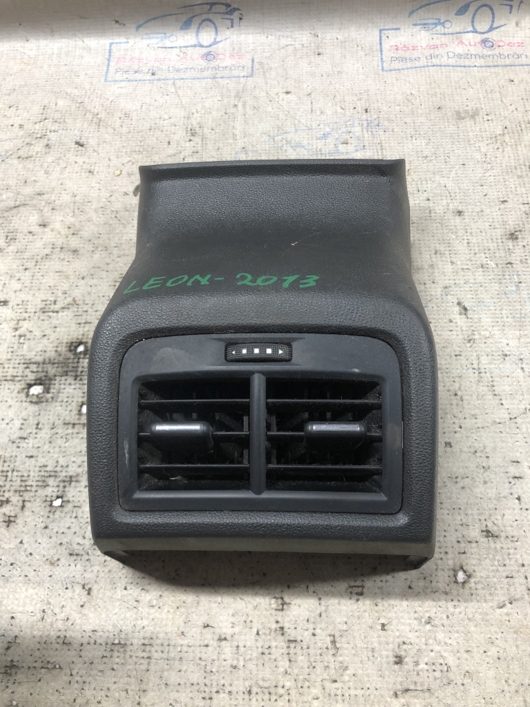Grila ventilație cotiera Seat Leon - Motorina 2013, 9053186280