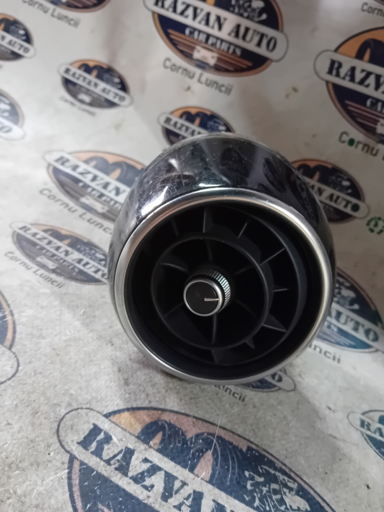 Grila ventilație dreapta Audi A1 2012
