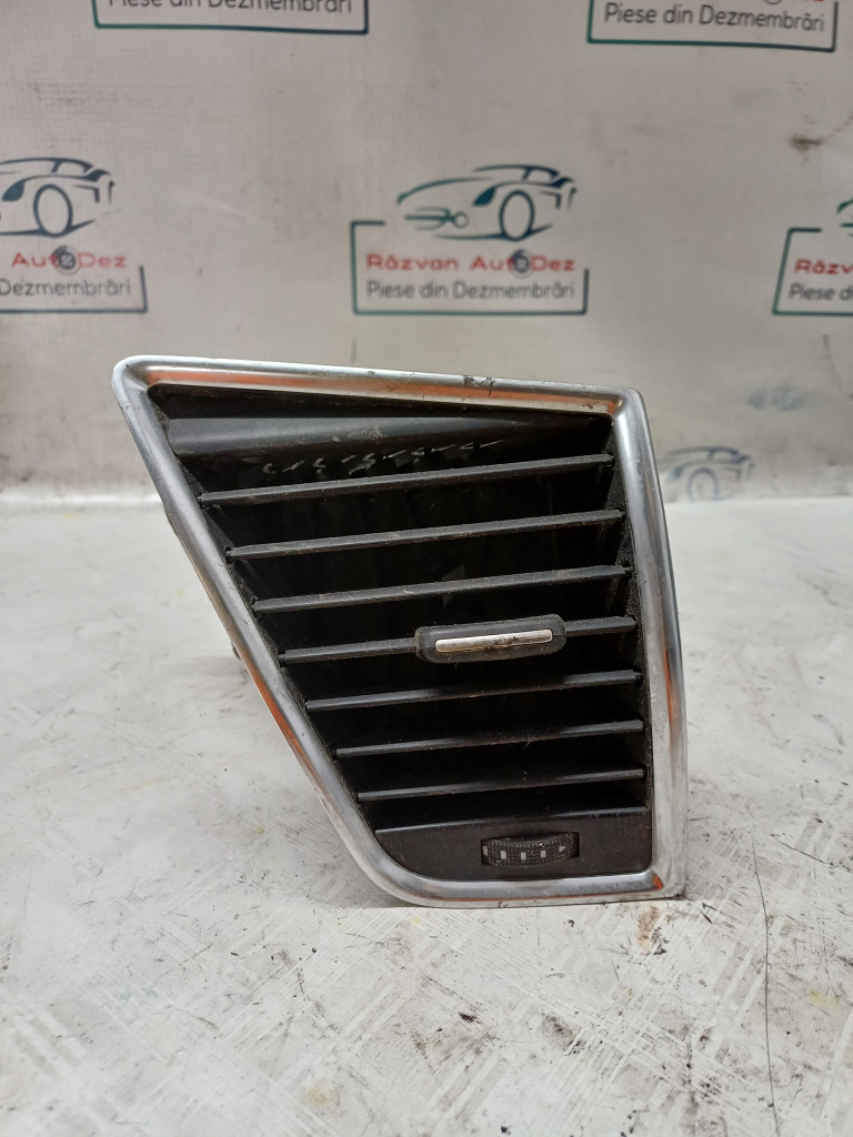 Grila ventilație dreapta Audi Q5 - Motorina 2010, -
