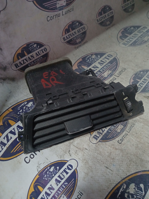 Grila ventilație dreapta BMW E91