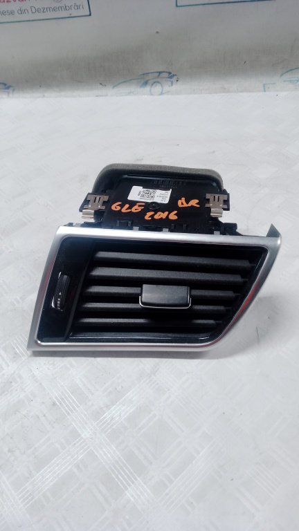 Grila ventilație dreapta Mercedes GLE 2.2 Motorina 2016, A1668309000