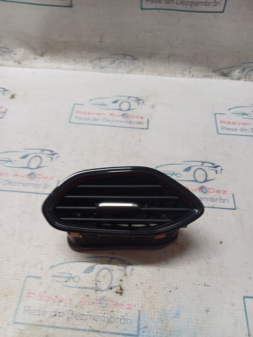 Grila ventilație dreapta Opel Crossland X 1.2 Benzina 2018, 13461689