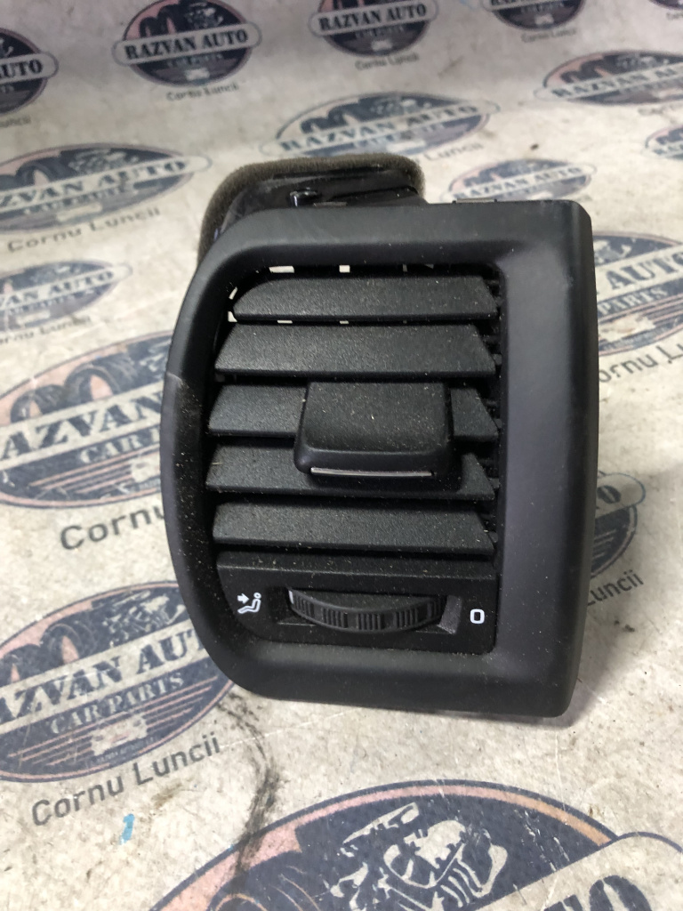 Grila ventilație dreapta Skoda Fabia 2 2011