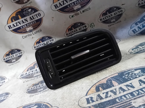 Grila ventilație dreapta Volkswagen Jetta 2012