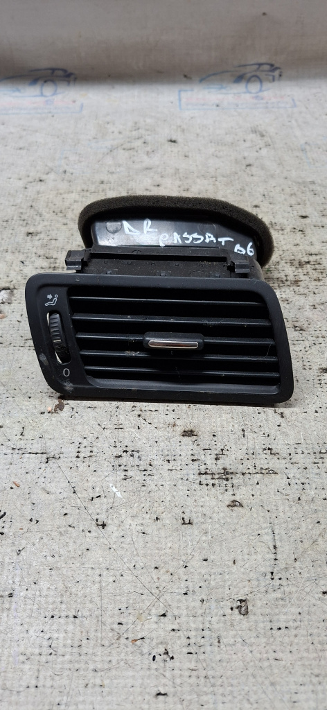 Grila ventilație dreapta Volkswagen Passat B6 - Motorina 2007, -
