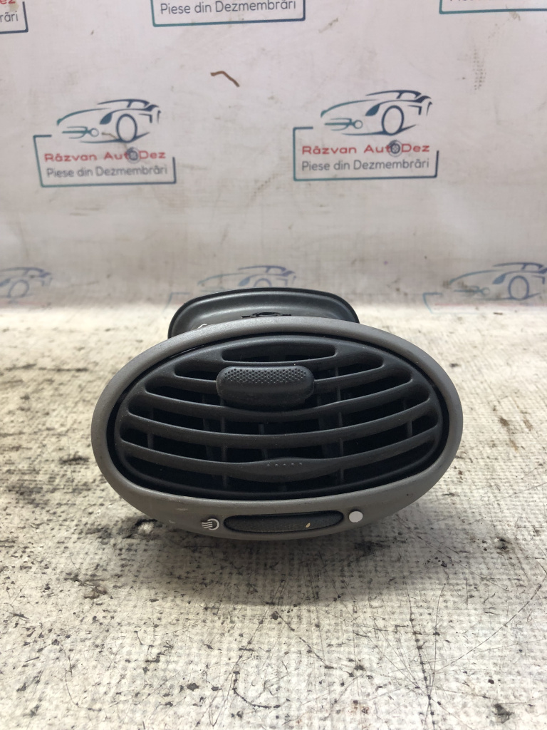 Grila ventilație Ford Focus 3 2012