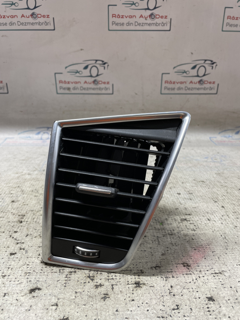 Grila ventilație stânga Audi Q5 2.0 Motorina 2013