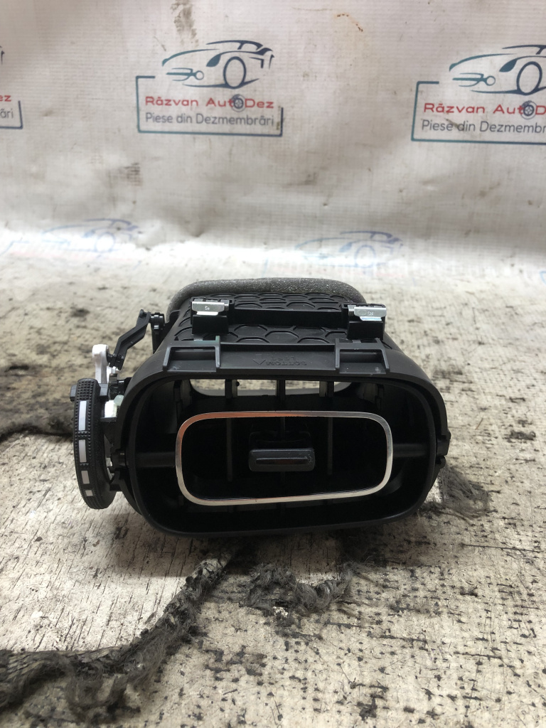 Grila ventilație stânga Citroen C3 1.2 Benzina 2017