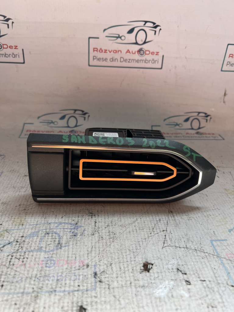 Grila ventilație stânga Dacia Sandero 3 2022