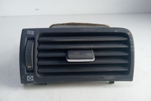 Grila ventilație stânga față Toyota Avensis 2 T25 [2002 - 2006]