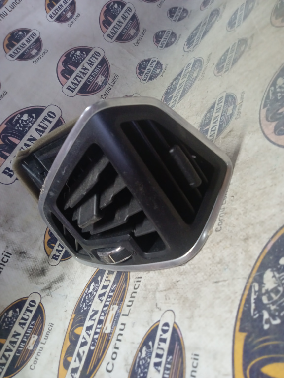 Grila ventilație stânga Ford Kuga 2014