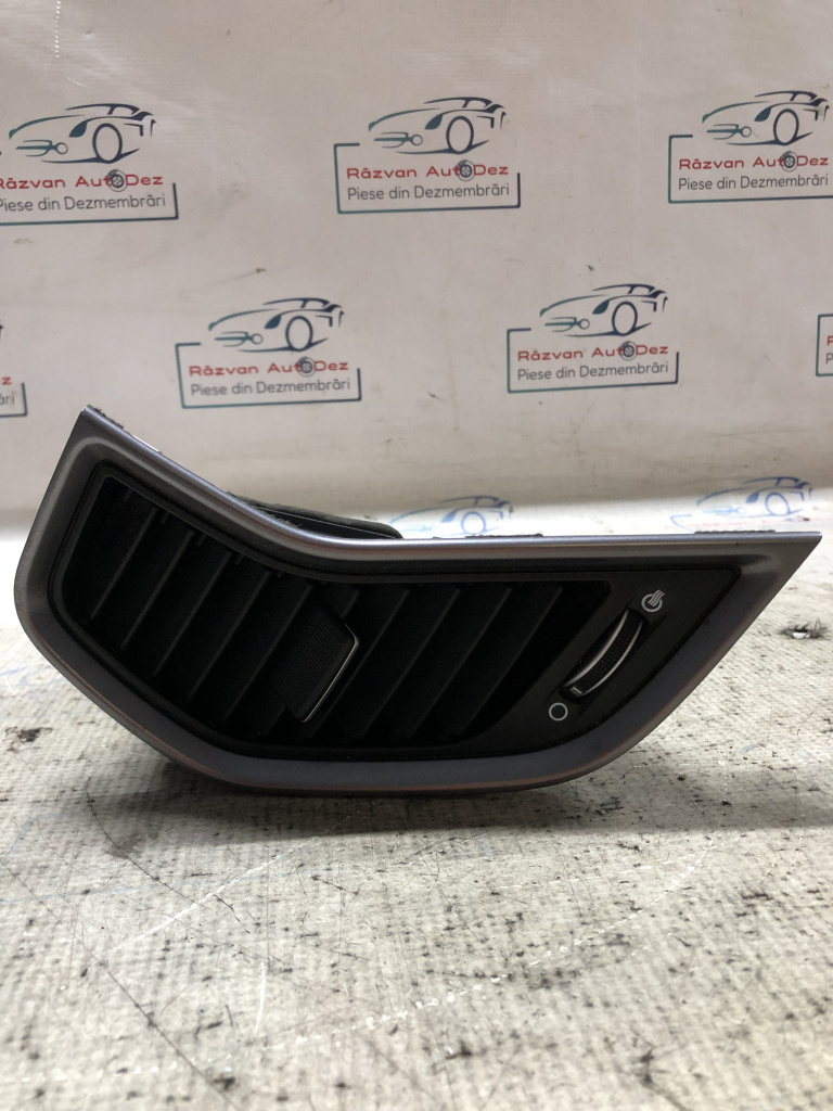 Grila ventilație stânga Hyundai Santa Fe 2.2 Motorina 2016