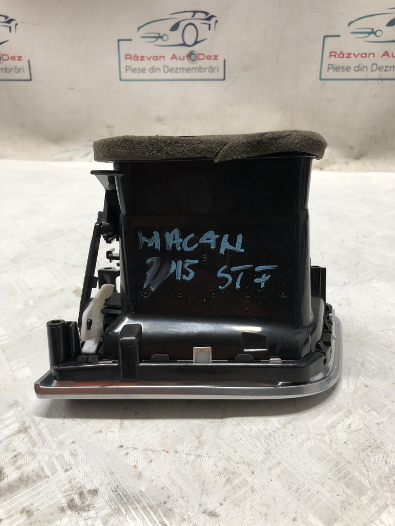 Grila ventilație stânga Porsche Macan 3.0 Benzina 2013, -