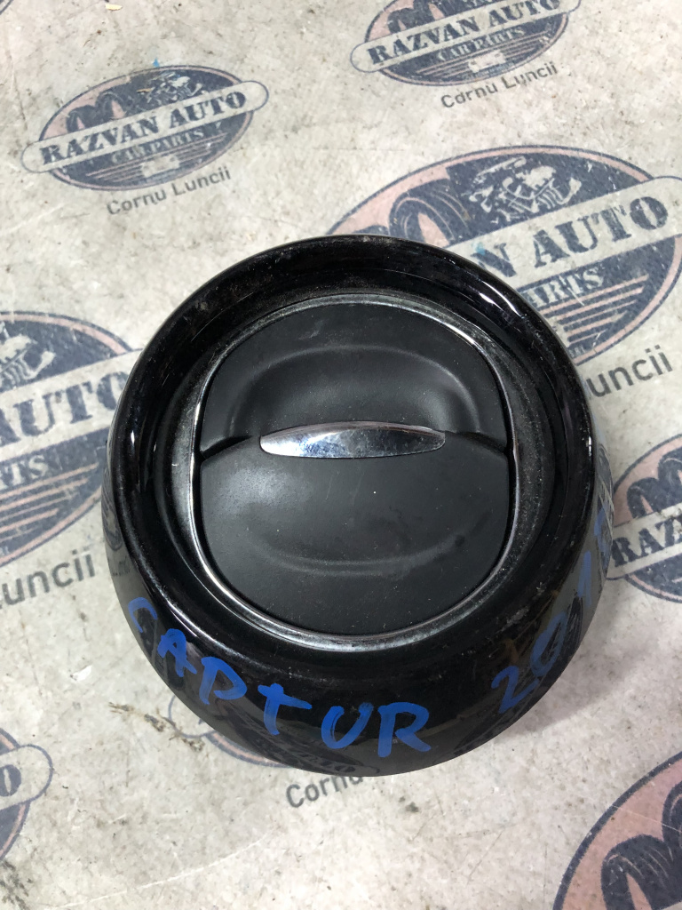 Grila ventilație stânga Renault Captur 2015