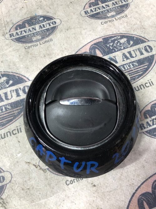 Grila ventilație stânga Renault Captur 2015