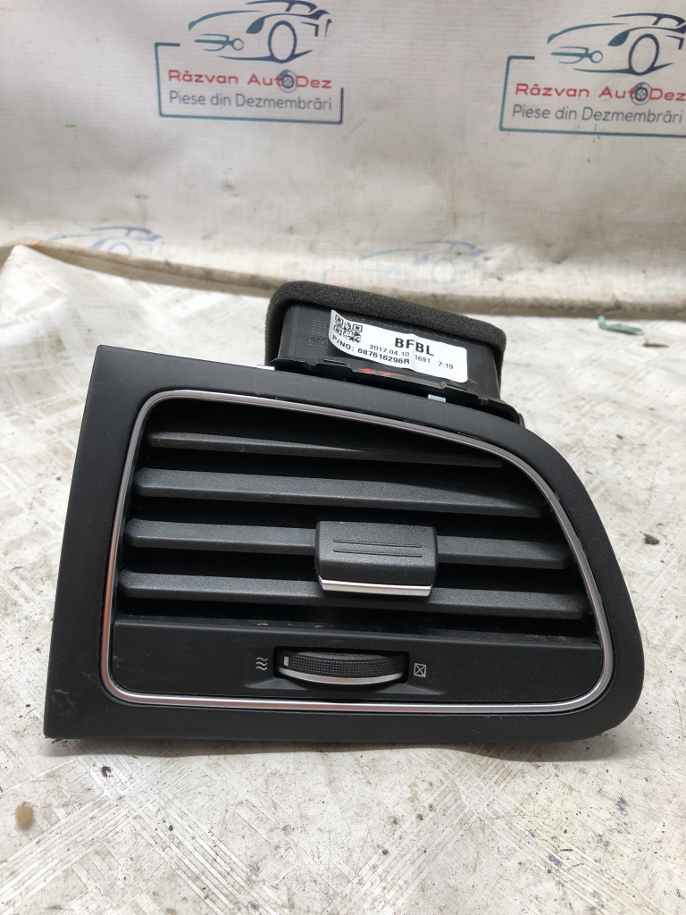 Grila ventilație stânga Renault Megane 4 - Motorina 2018, -