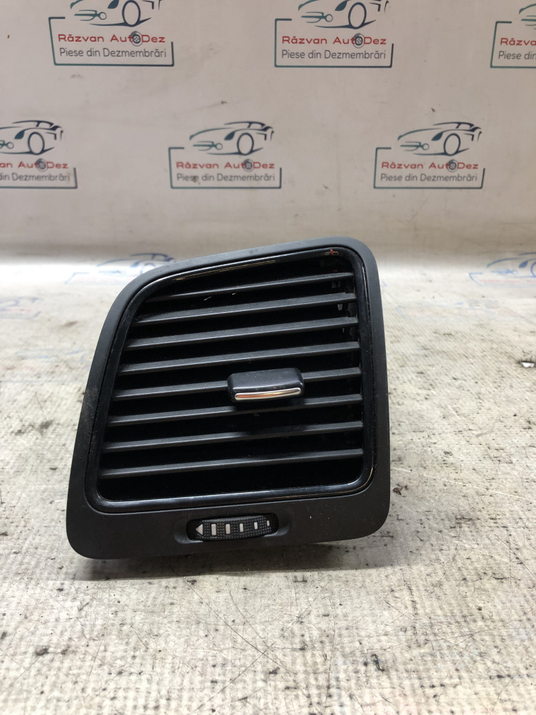 Grila ventilație stânga Seat Alhambra 2013, 703819703E