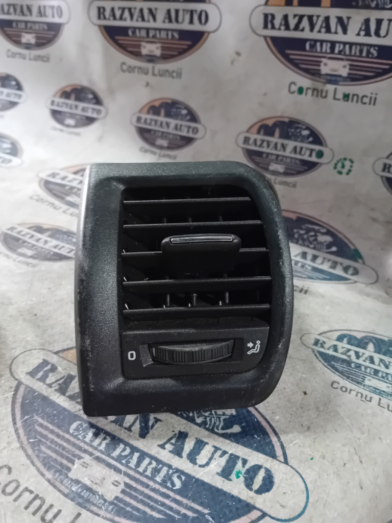 Grila ventilație stânga Skoda Fabia 2 2012