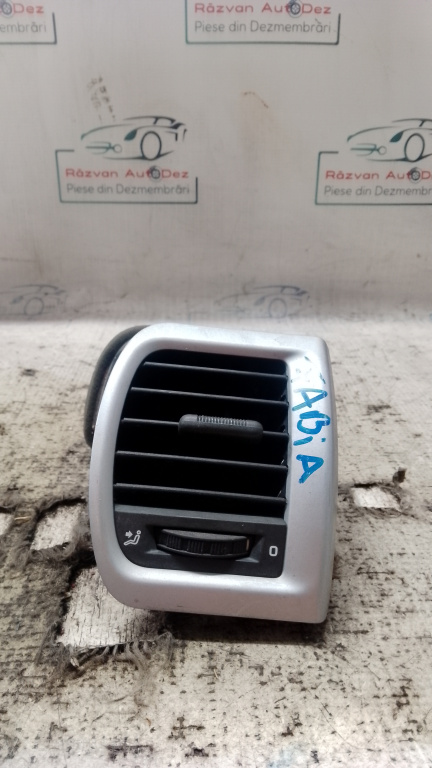Grila ventilație stânga Skoda Fabia 2 2013