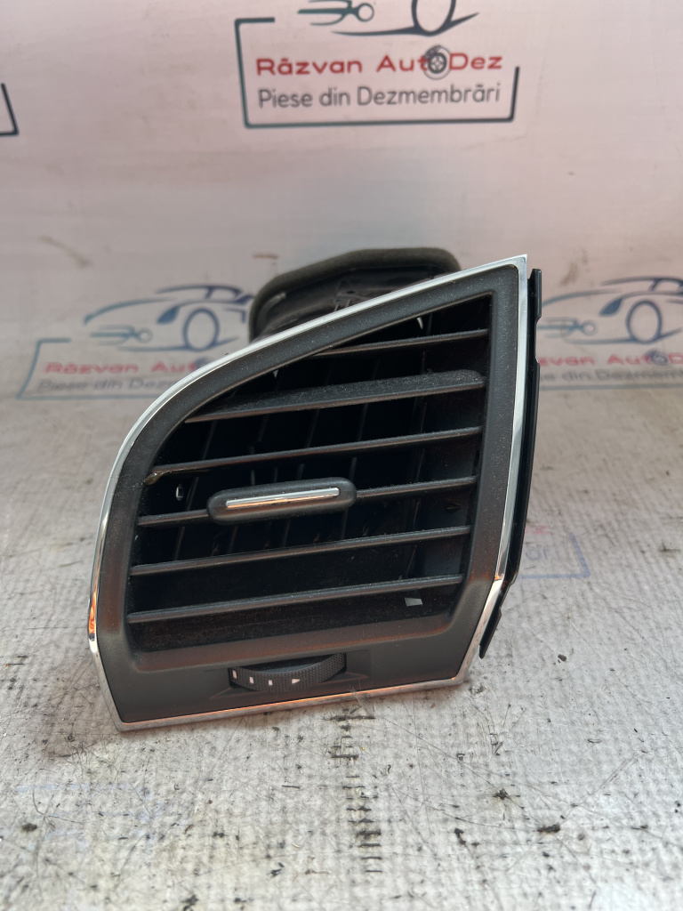 Grila ventilație stânga Skoda Fabia 3 2015, 6V0819701A