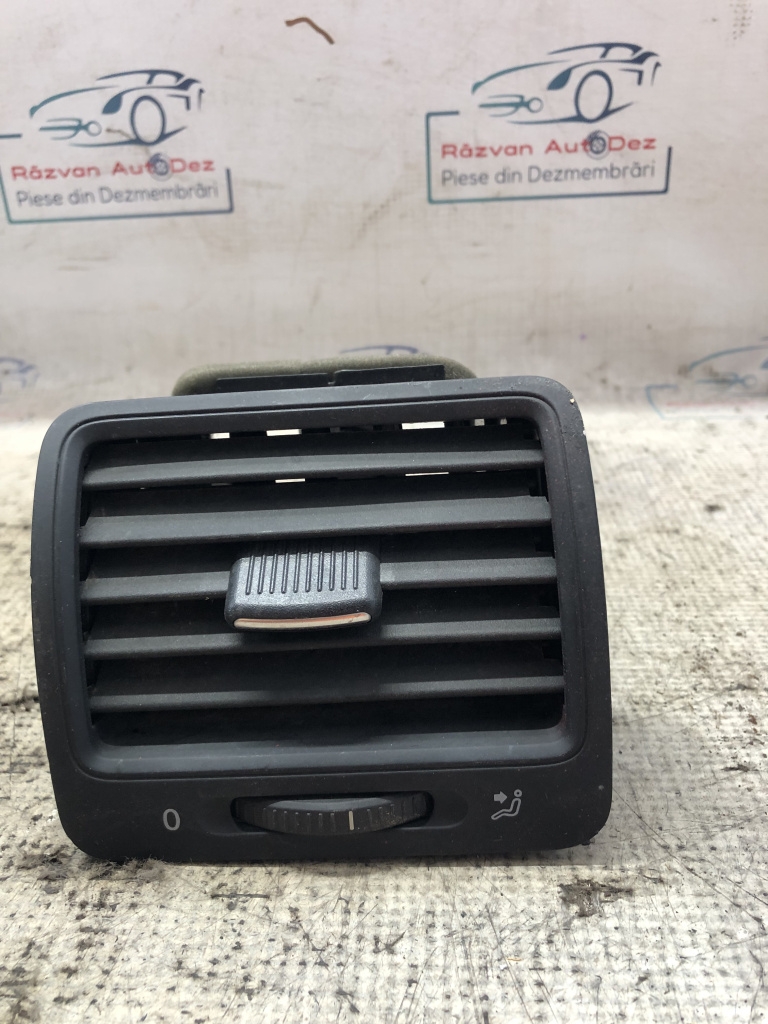 Grila ventilație stânga Volkswagen Golf 5 2006