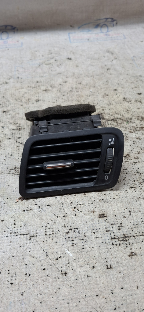 Grila ventilație stânga Volkswagen Passat B6 - Motorina 2007, -